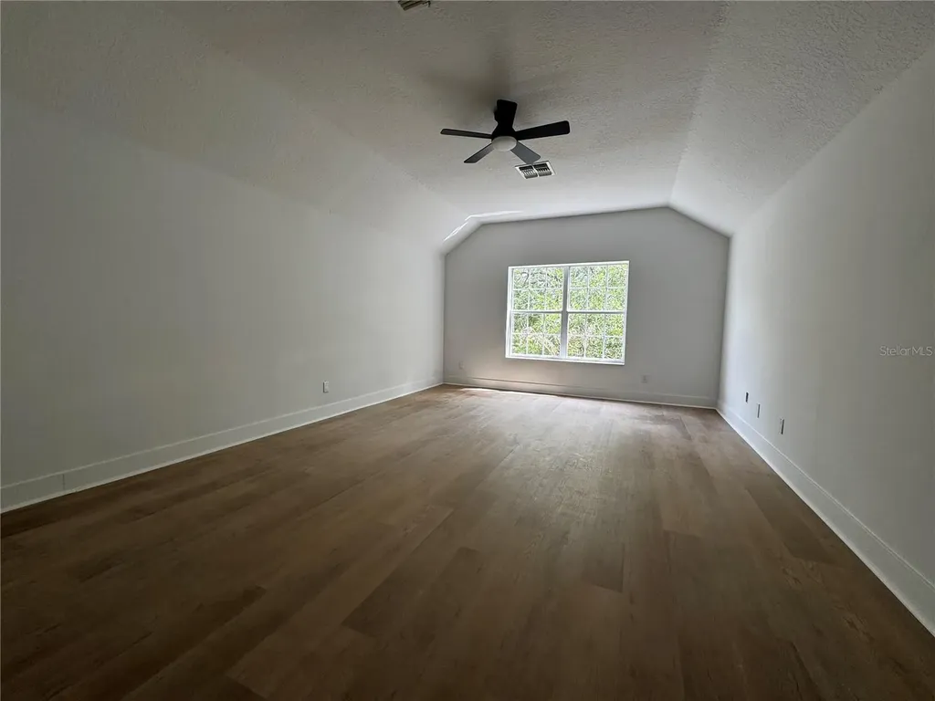 219 Largovista Drive Oakland FL 34787
