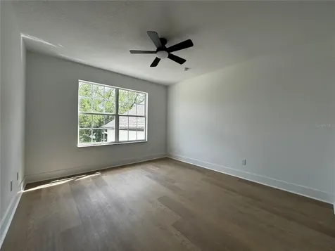 219 Largovista Drive Oakland FL 34787