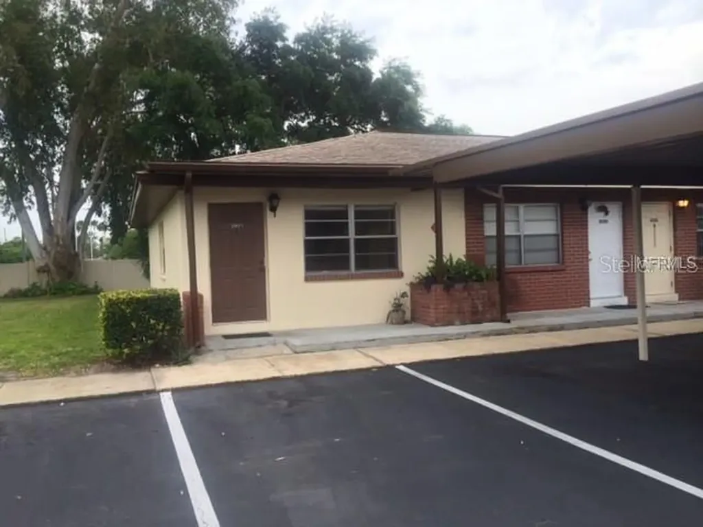 24862 Us Highway 19 N Clearwater FL 33763
