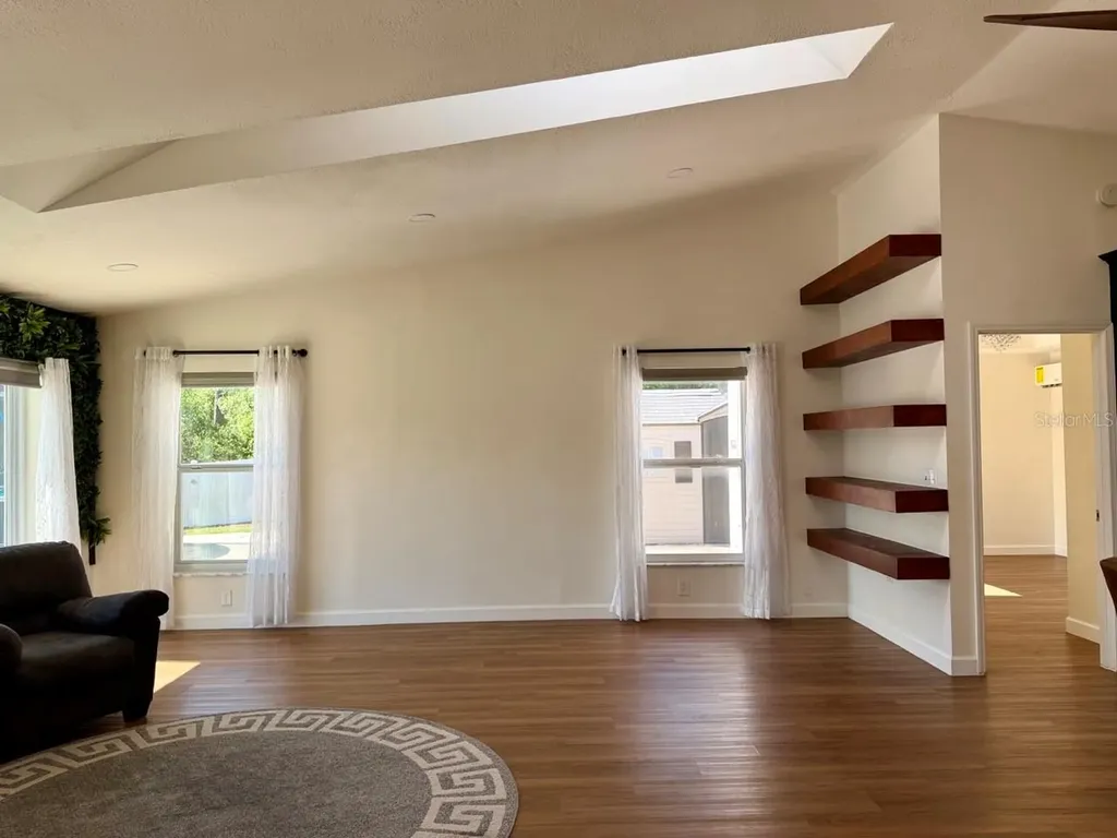 8640 8th Street Orlando FL 32836