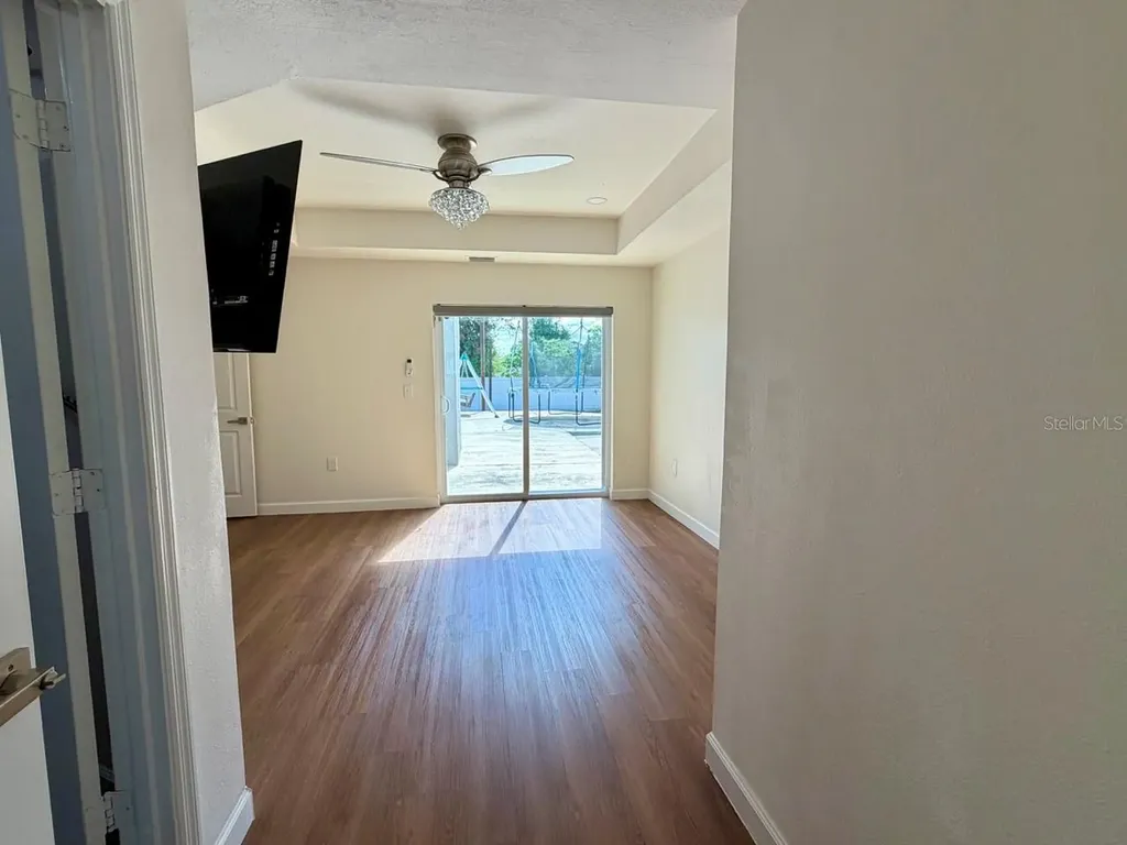 8640 8th Street Orlando FL 32836