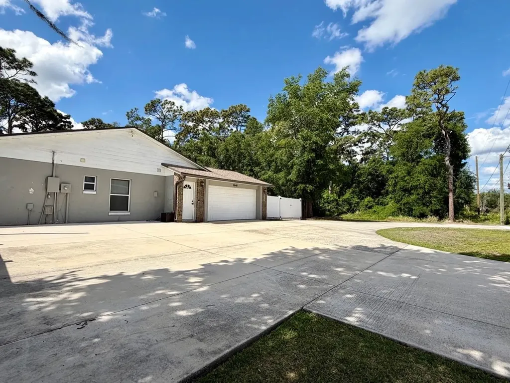 8640 8th Street Orlando FL 32836