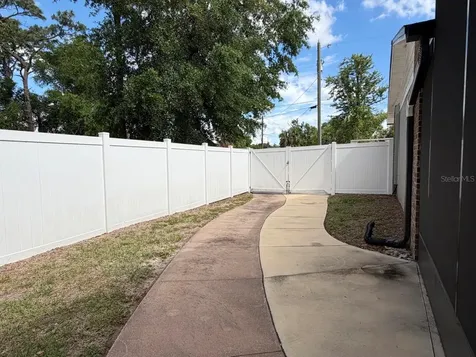 8640 8th Street Orlando FL 32836