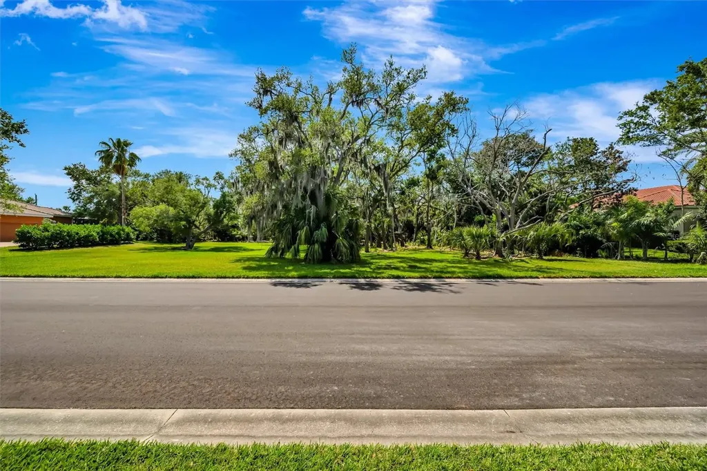 1846 Amberwynd Circle W Palmetto FL 34221