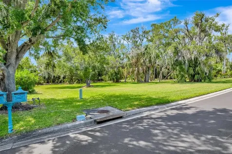 1846 Amberwynd Circle W Palmetto FL 34221