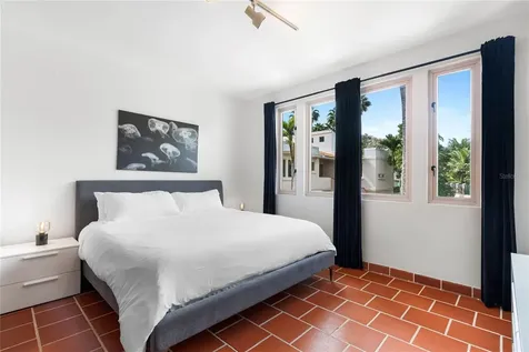 86 Lakeside Villas Vega Alta PR 00692