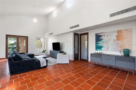 86 Lakeside Villas Vega Alta PR 00692