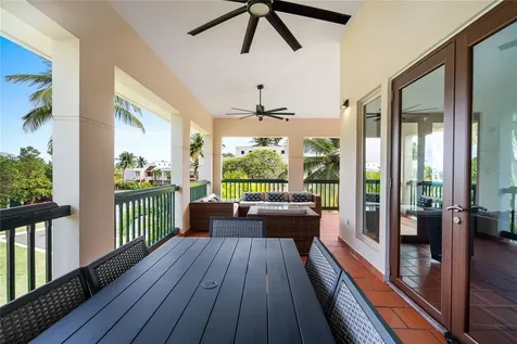86 Lakeside Villas Vega Alta PR 00692
