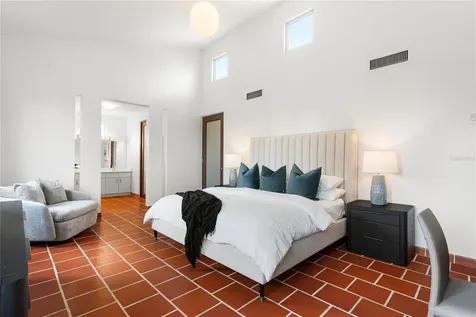 86 Lakeside Villas Vega Alta PR 00692