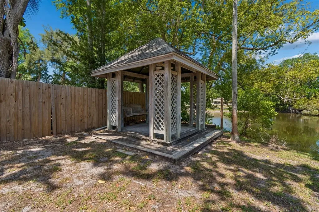 2540 Lake Ellen Circle Tampa FL 33618