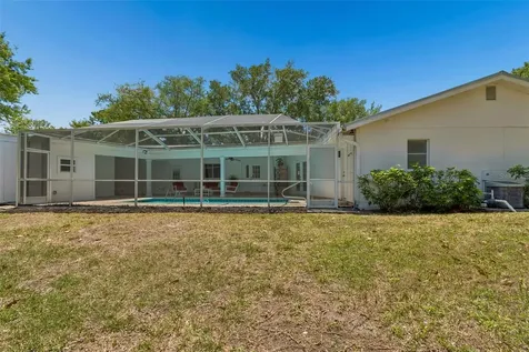 2540 Lake Ellen Circle Tampa FL 33618