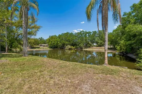 2540 Lake Ellen Circle Tampa FL 33618