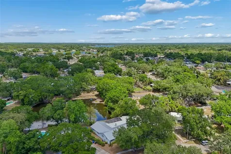 2540 Lake Ellen Circle Tampa FL 33618