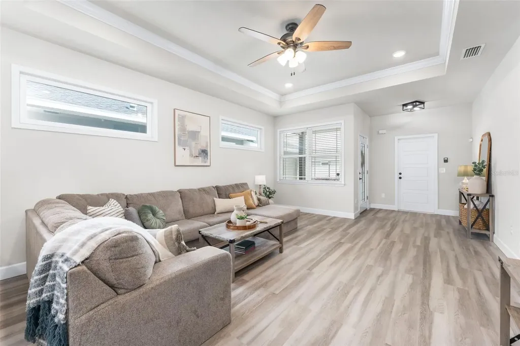 24586 SW 17th Place Newberry FL 32669
