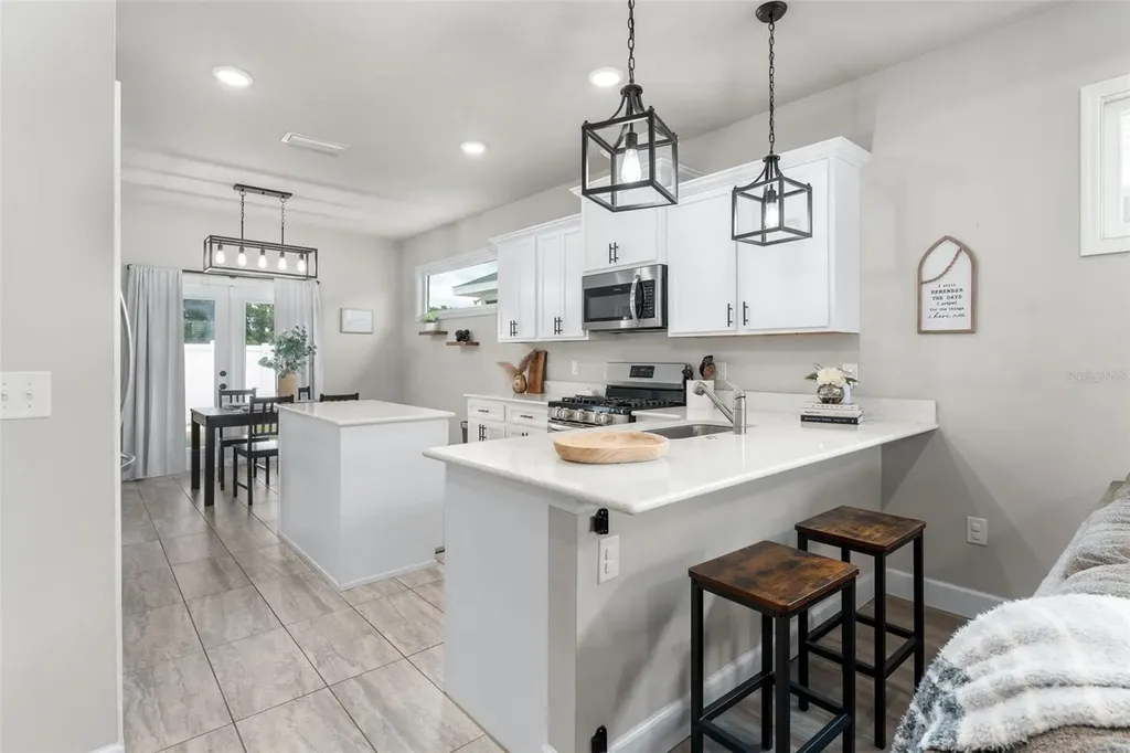 24586 SW 17th Place Newberry FL 32669