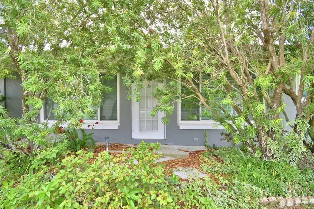 679 Sweetwater Way E Haines City FL 33844