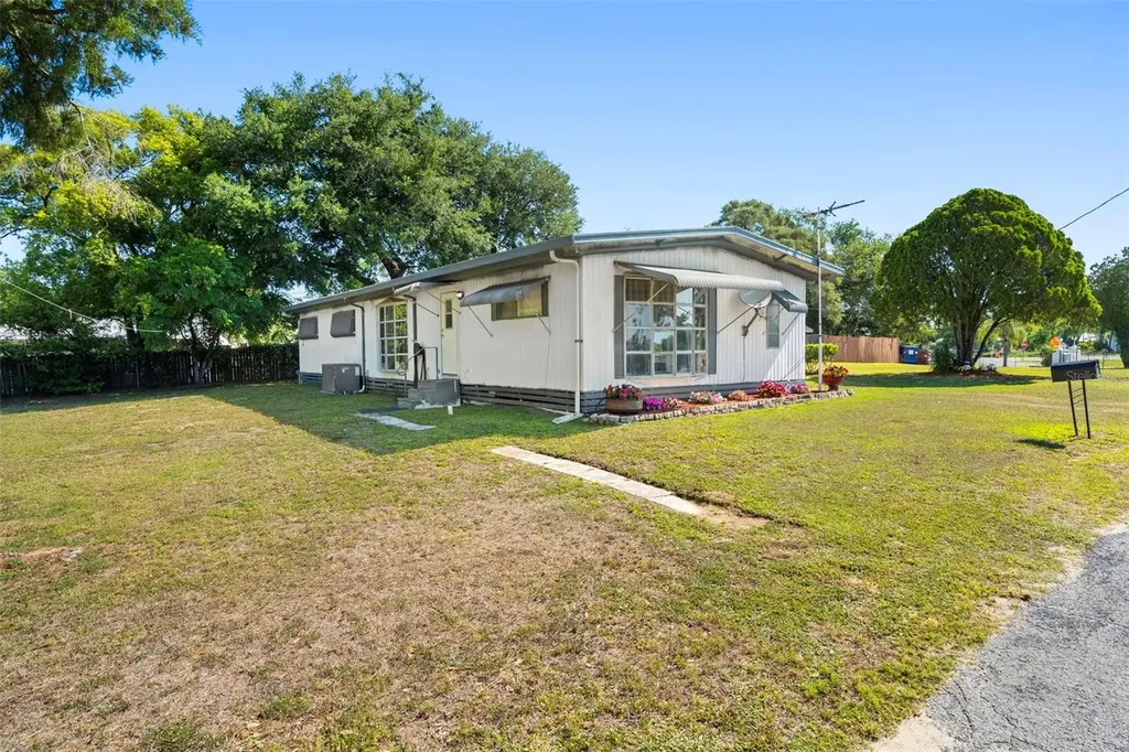10220 Wellington Avenue Dade City FL 33525