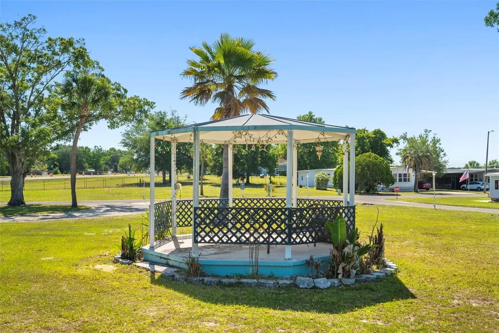 10220 Wellington Avenue Dade City FL 33525