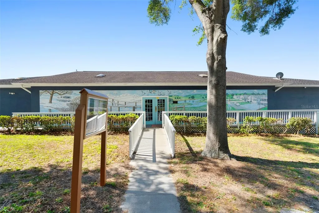 10220 Wellington Avenue Dade City FL 33525