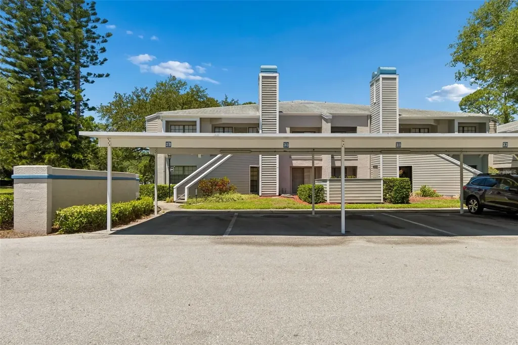 8737 Bardmoor Place Seminole FL 33777