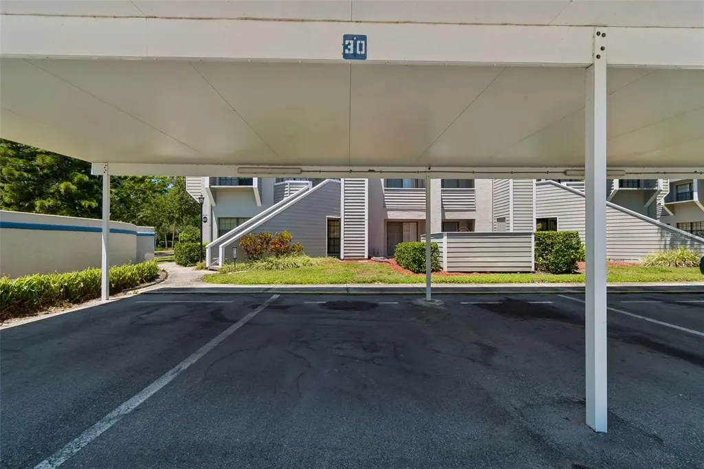 8737 Bardmoor Place Seminole FL 33777