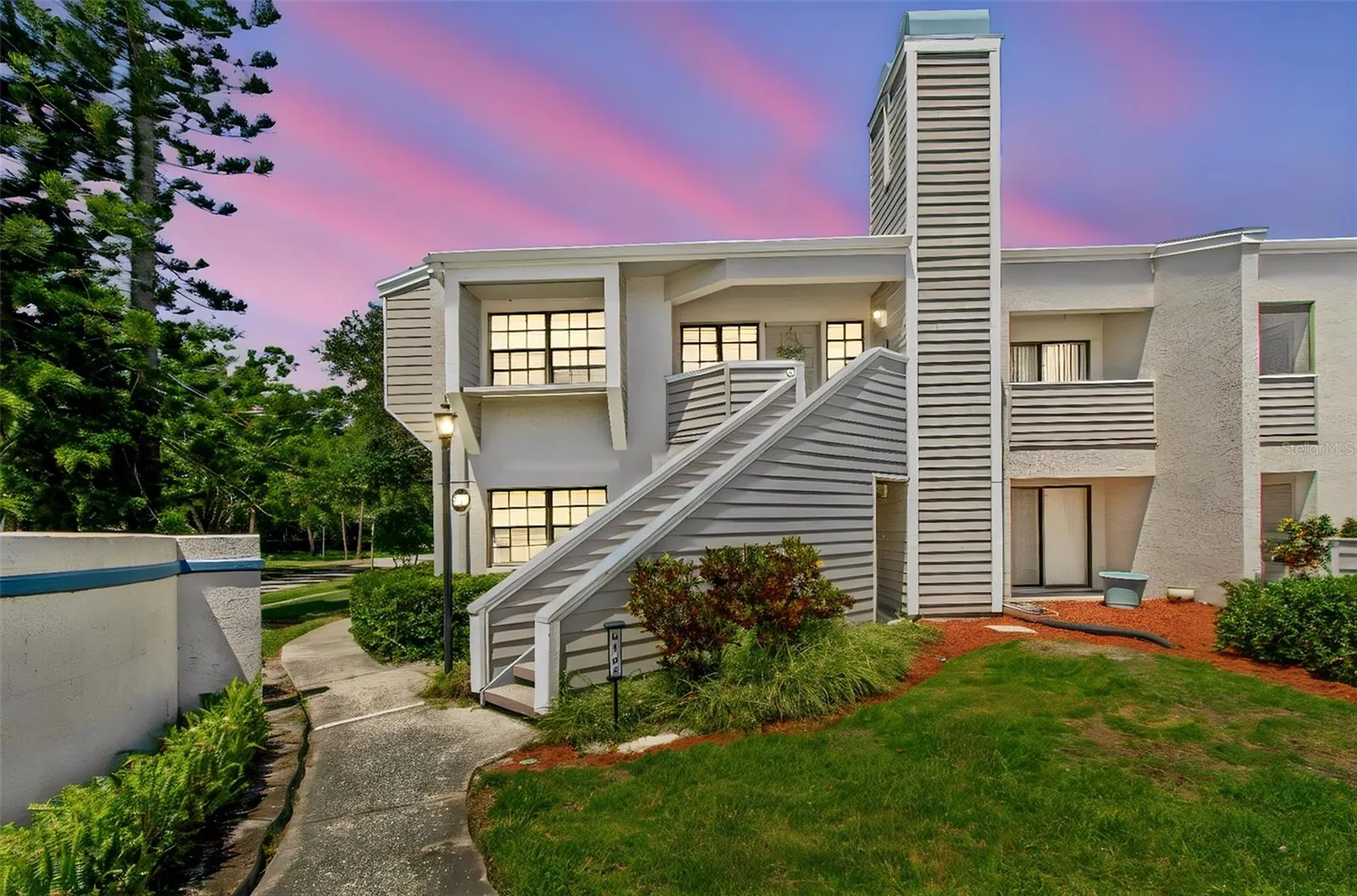 8737 Bardmoor Place Seminole FL 33777
