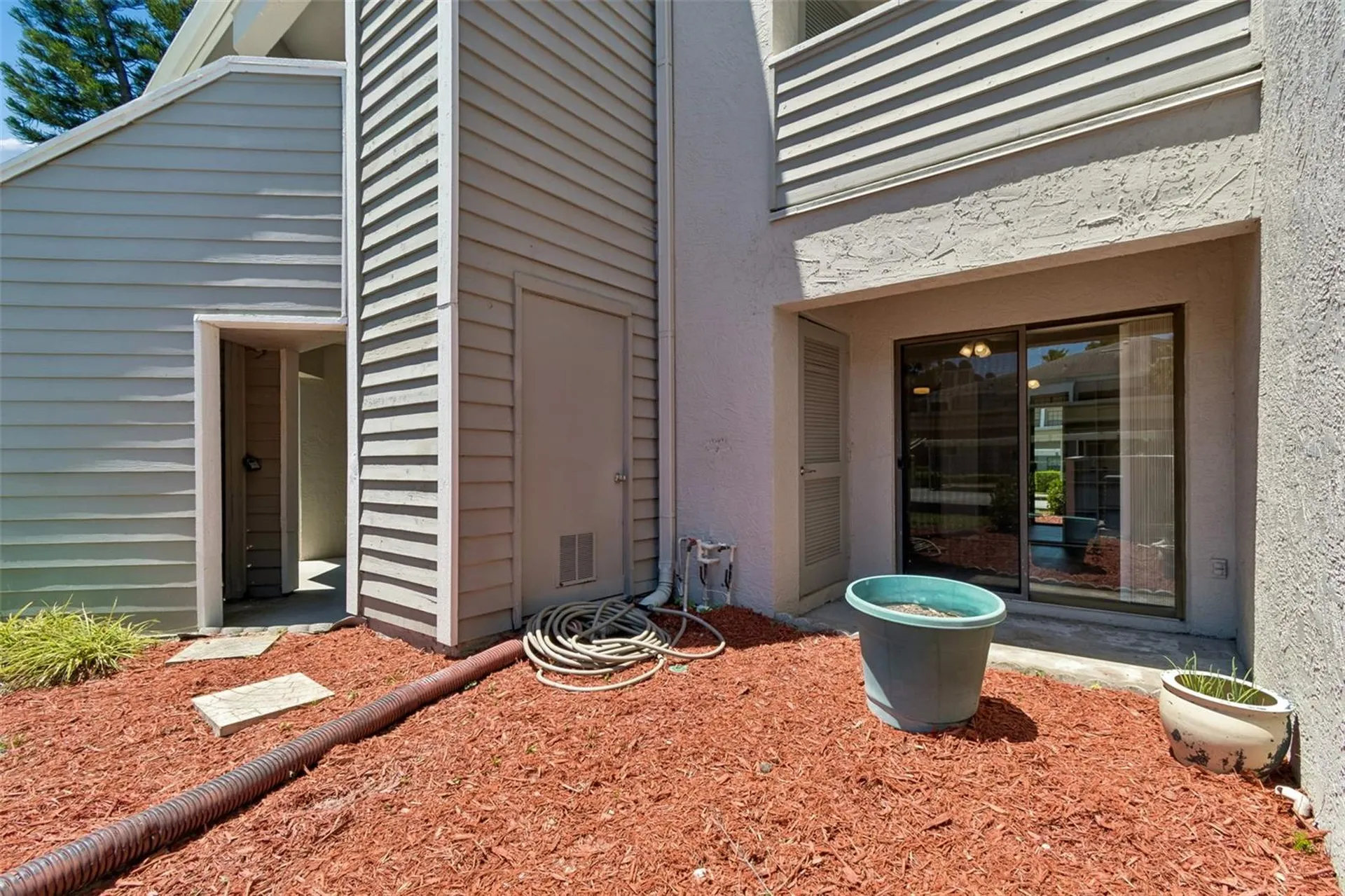 8737 Bardmoor Place Seminole FL 33777