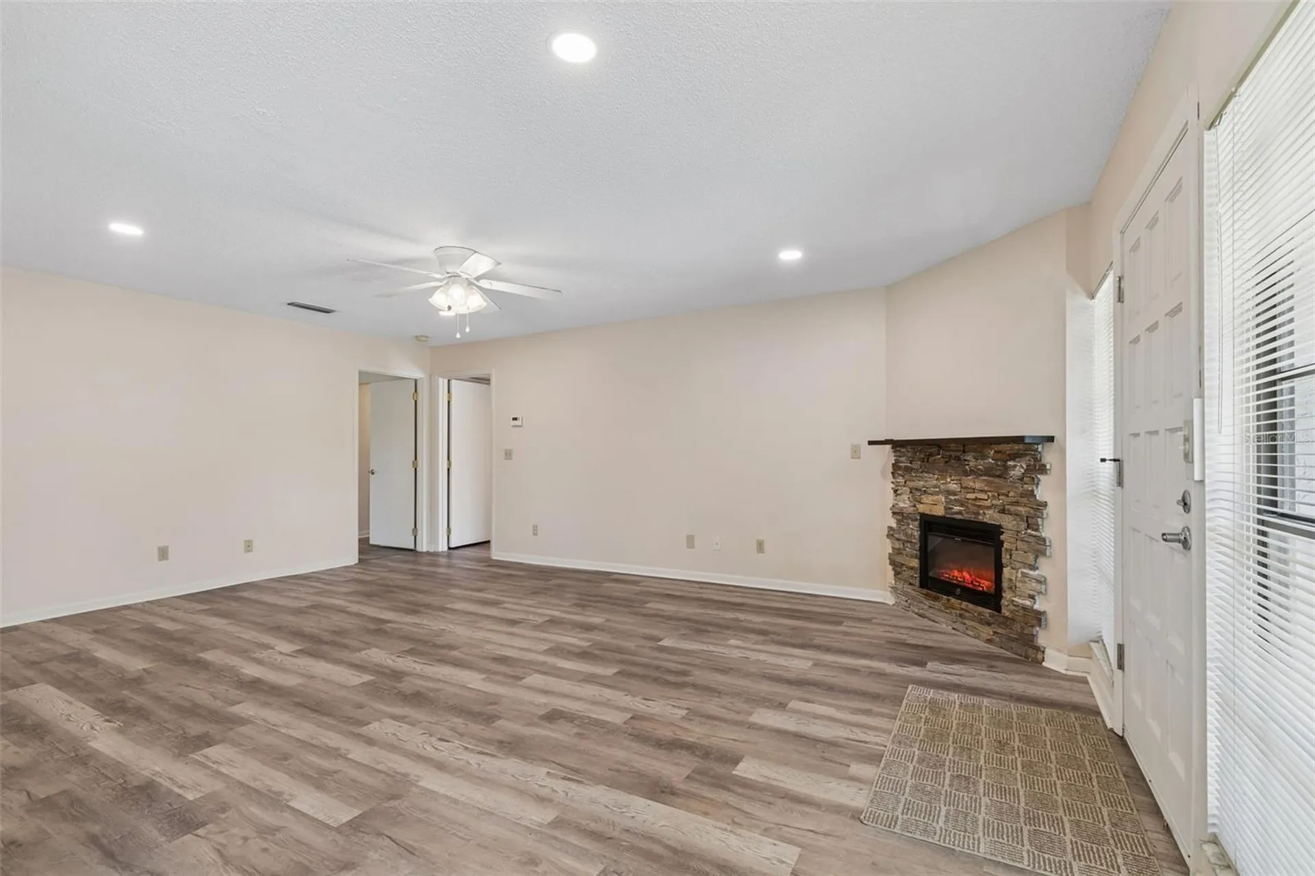 8737 Bardmoor Place Seminole FL 33777