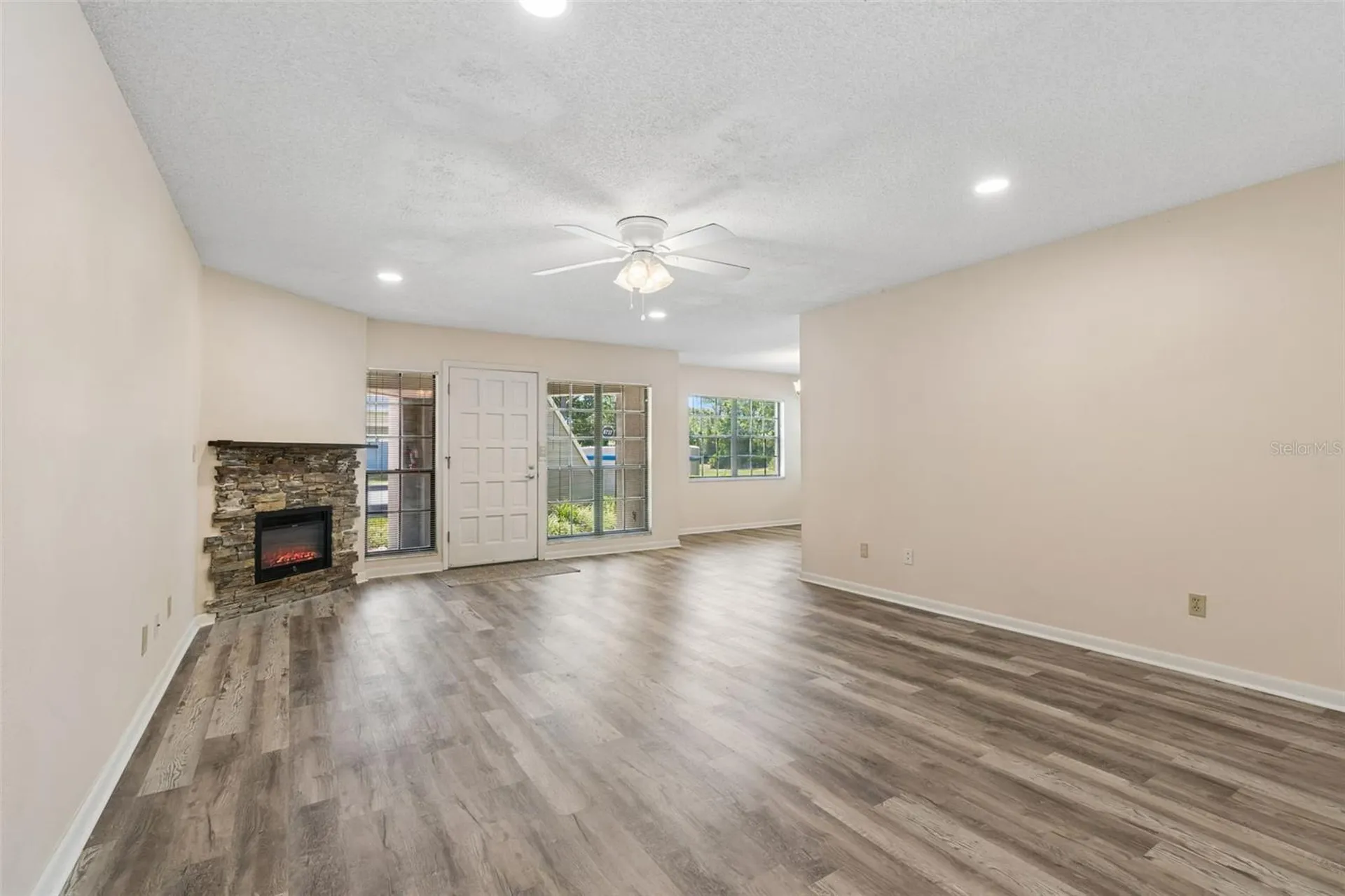 8737 Bardmoor Place Seminole FL 33777