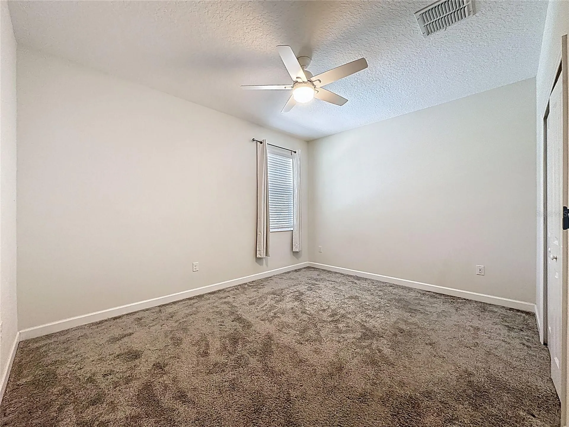 521 Brunswick Drive Davenport FL 33837