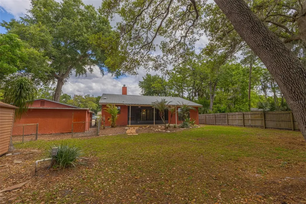 205 Angeles Road Debary FL 32713