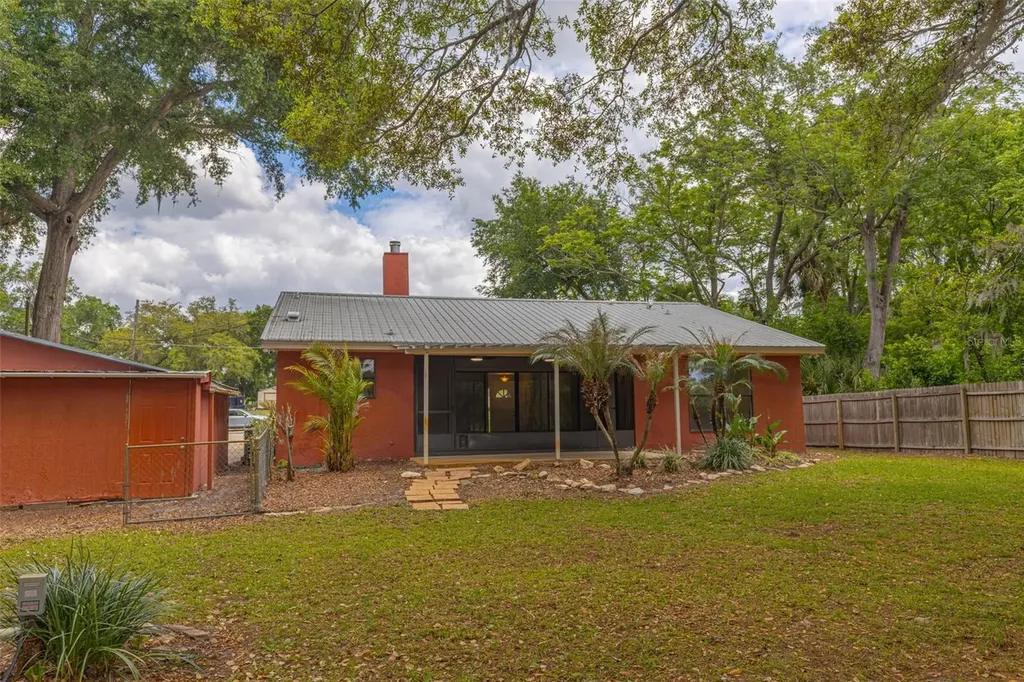 205 Angeles Road Debary FL 32713