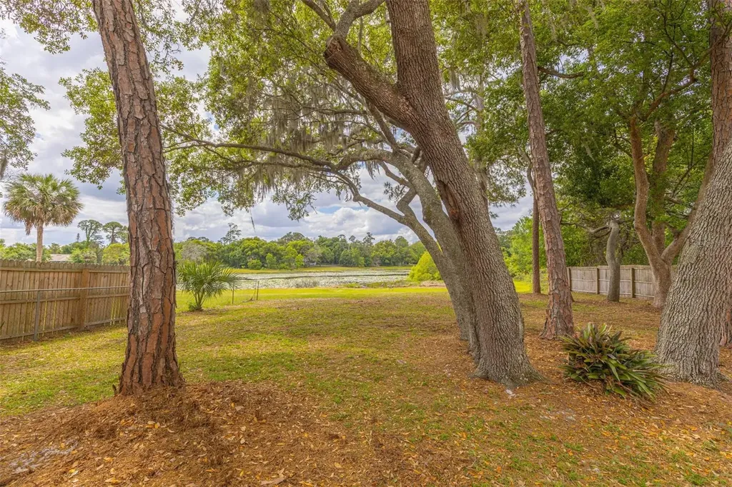 205 Angeles Road Debary FL 32713