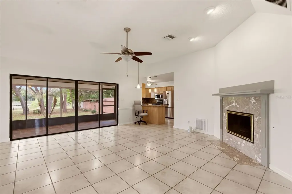 205 Angeles Road Debary FL 32713