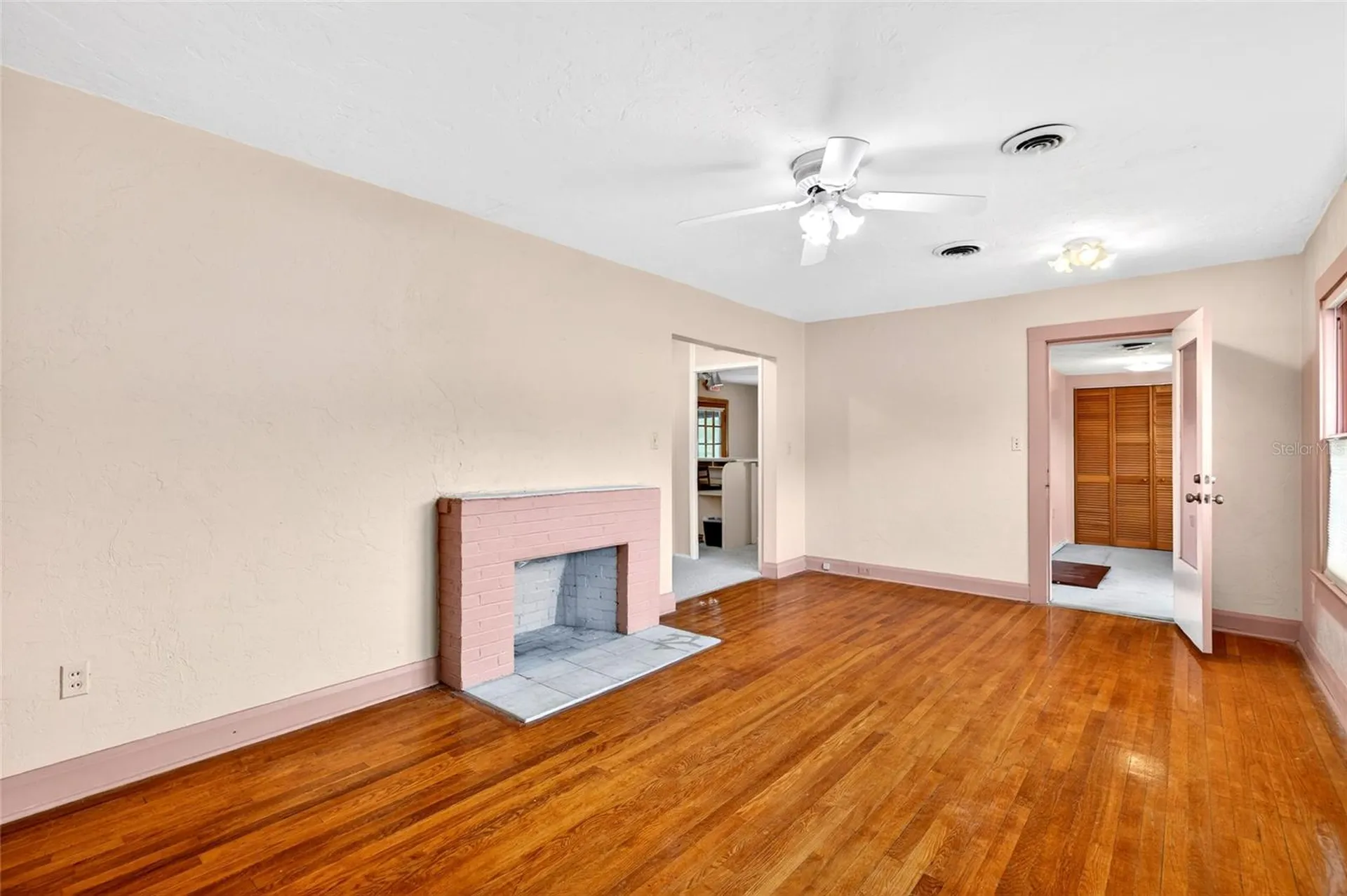 1266 E Silver Springs Boulevard Ocala FL 34470