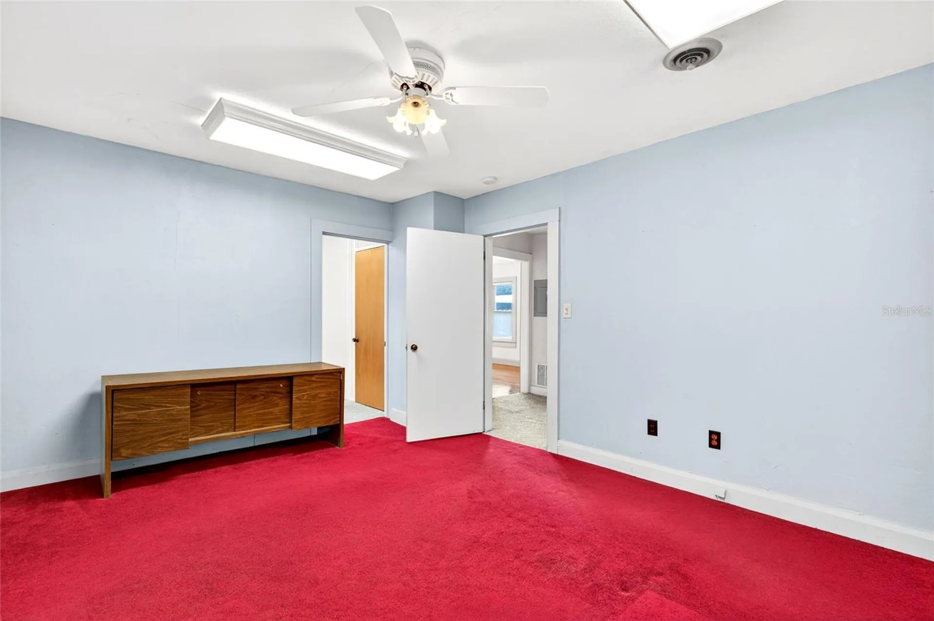 1266 E Silver Springs Boulevard Ocala FL 34470