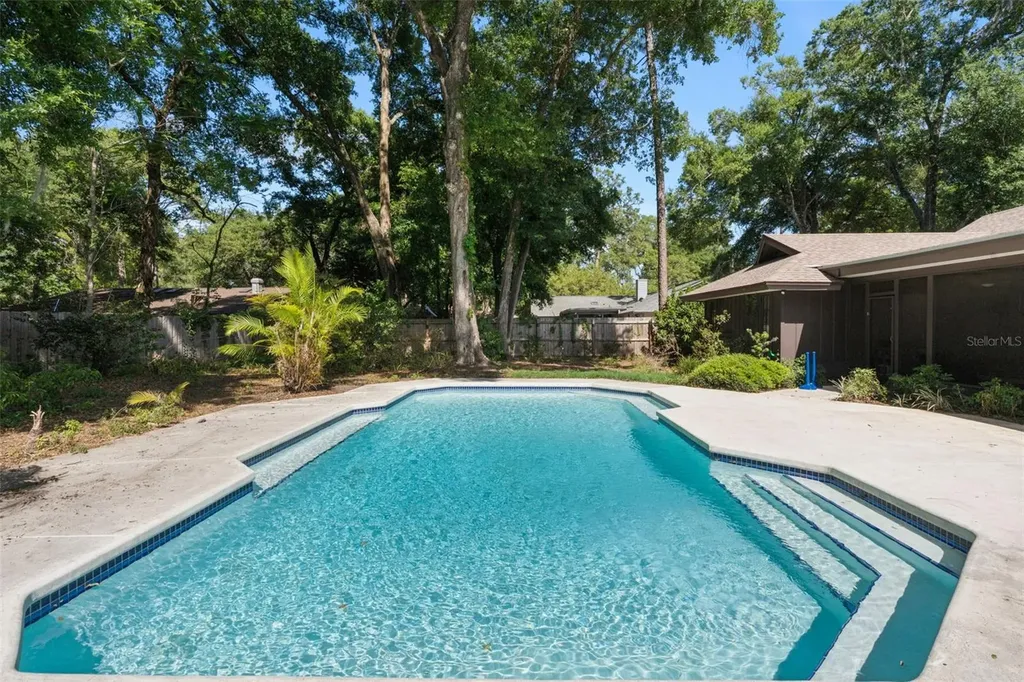 432 Burnt Tree Lane Apopka FL 32712