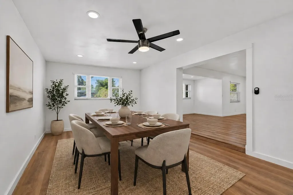4413 W Rogers Avenue Tampa FL 33611