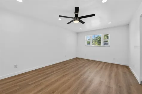 4413 W Rogers Avenue Tampa FL 33611