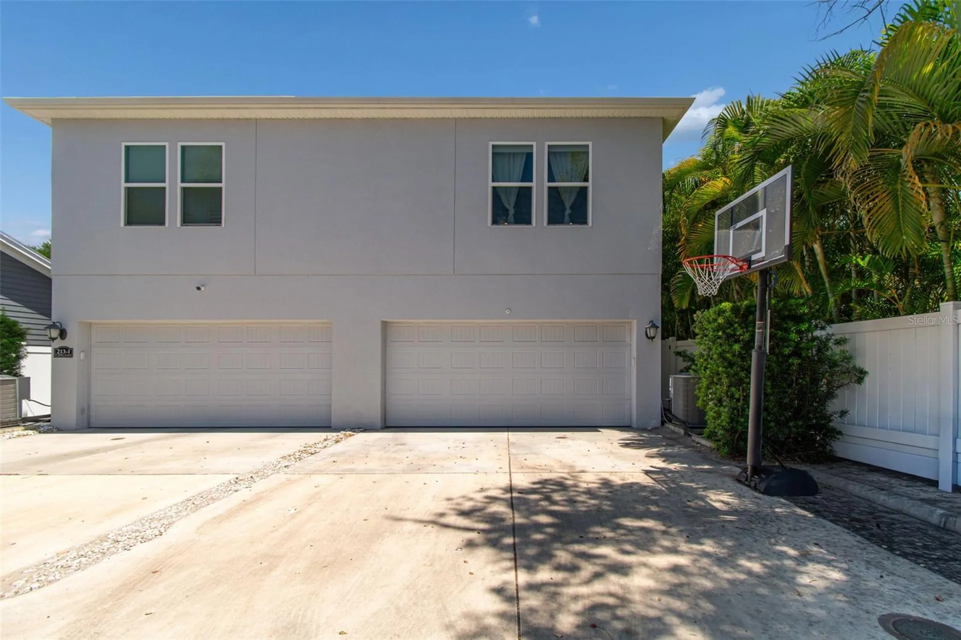 213 S Albany Avenue Tampa FL 33606