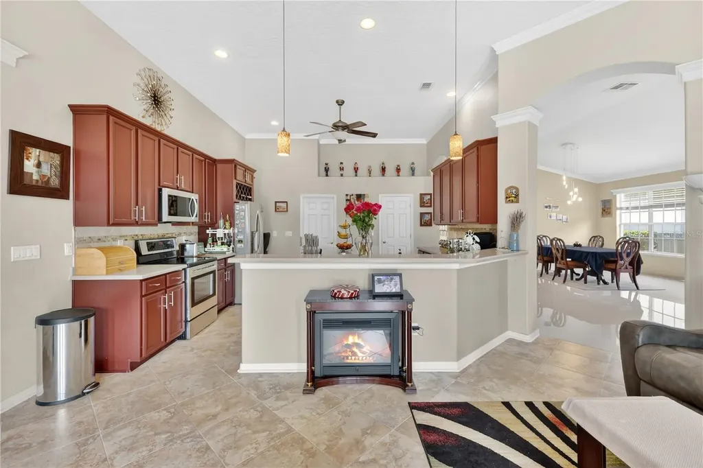 2056 Autumn View Drive Orlando FL 32825