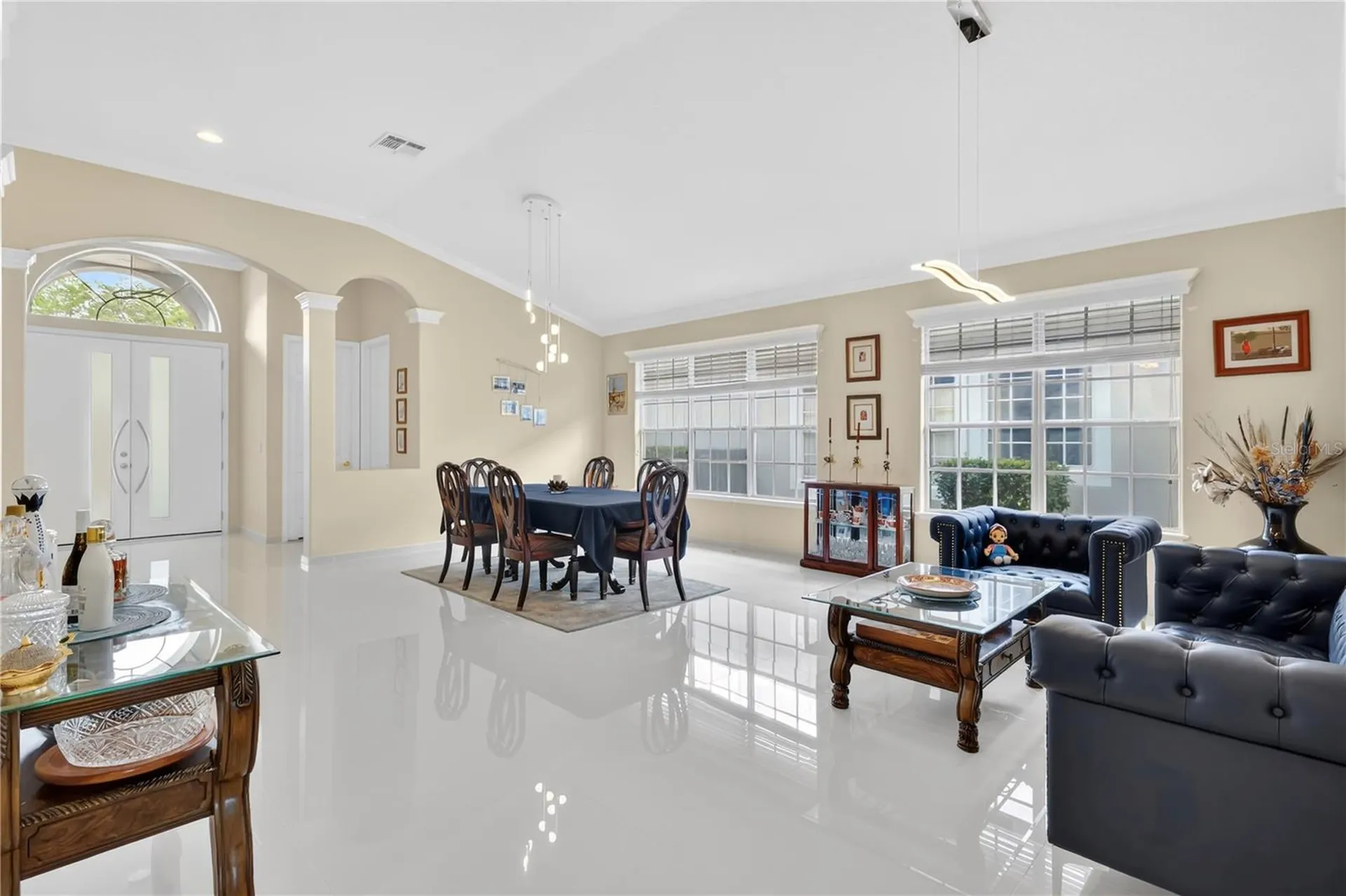 2056 Autumn View Drive Orlando FL 32825