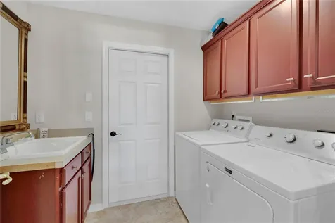 2056 Autumn View Drive Orlando FL 32825
