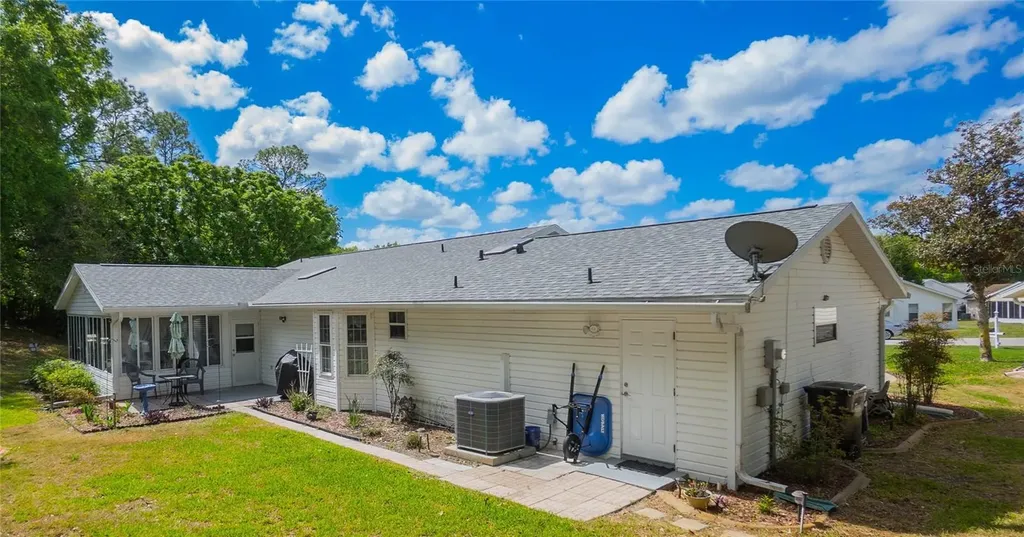 8067 SW 116th Loop Ocala FL 34481
