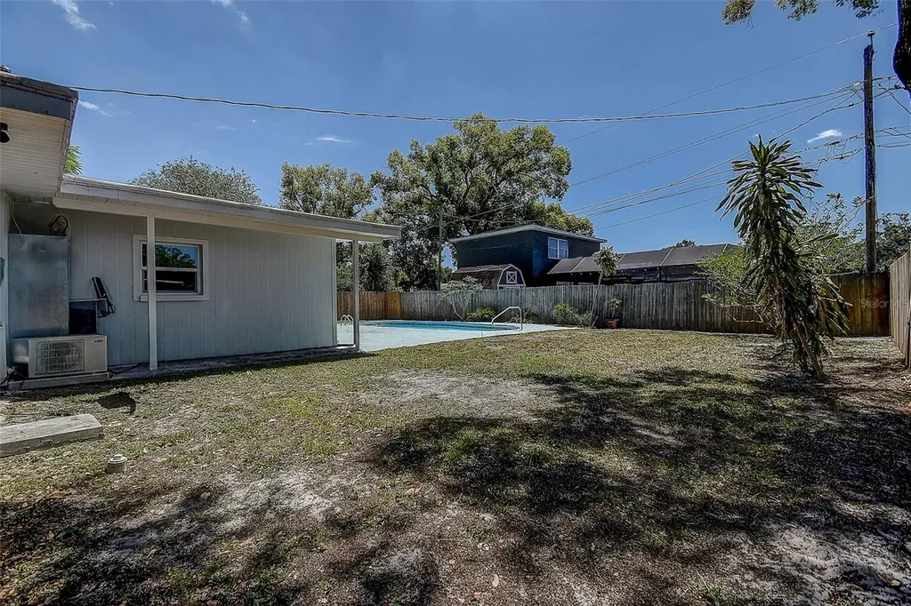8420 Gerbera Avenue Seminole FL 33777