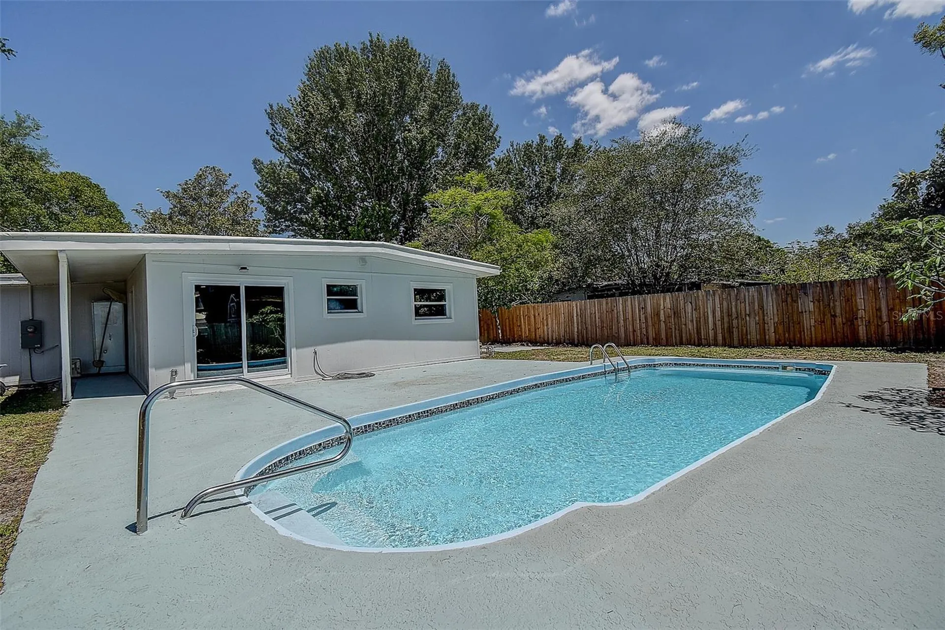 8420 Gerbera Avenue Seminole FL 33777
