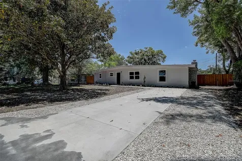 8420 Gerbera Avenue Seminole FL 33777