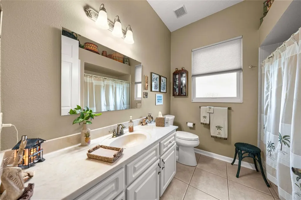 1983 NW 58th Court Ocala FL 34482
