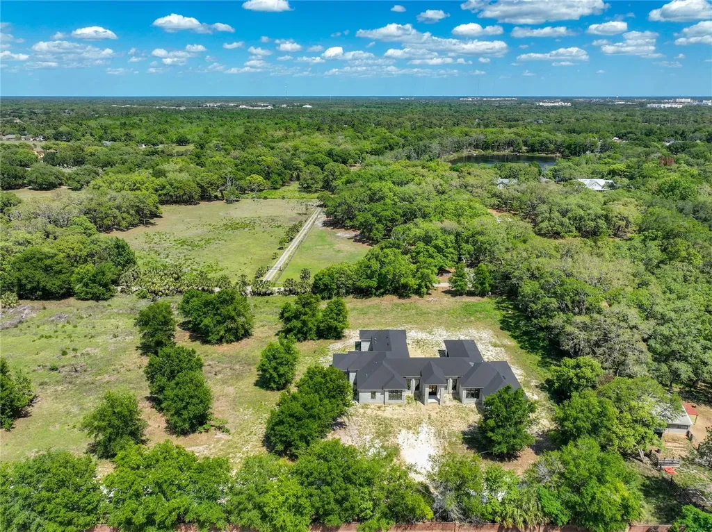 5195 Southern Oaks Court Oviedo FL 32765