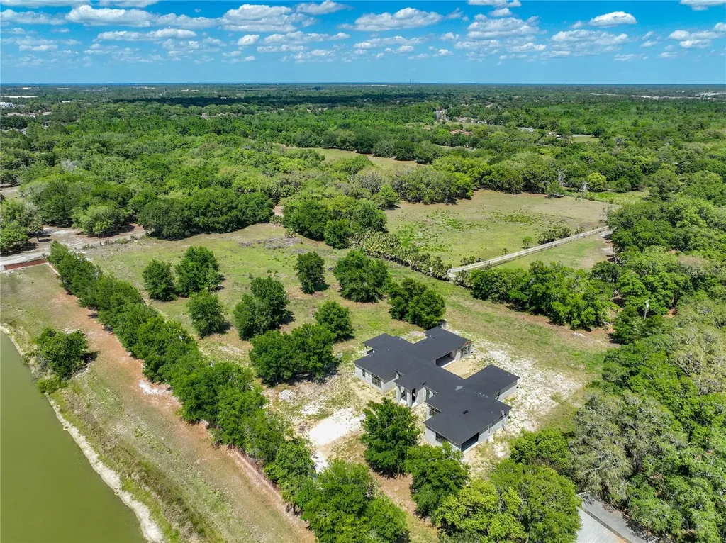 5195 Southern Oaks Court Oviedo FL 32765